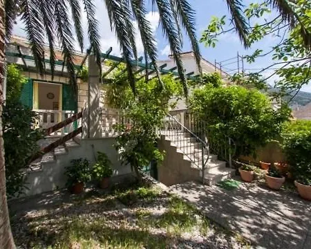 In With Terrace, Air Conditioning, Wifi, Washing Machine 3634-4 Daire Bol