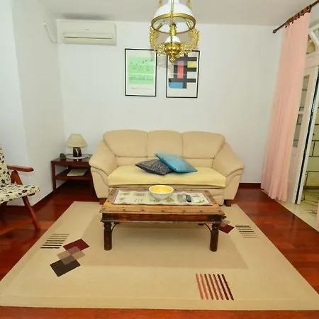 In With Terrace, Air Conditioning, Wifi, Washing Machine 3634-4 Apartment