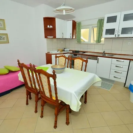 In With Terrace, Air Conditioning, Wifi, Washing Machine 3634-4 Daire