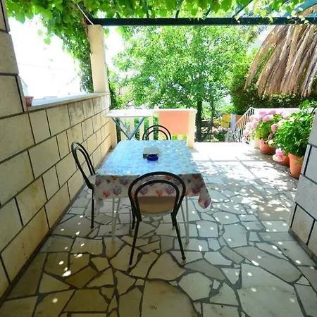 Daire In With Terrace, Air Conditioning, Wifi, Washing Machine 3634-4 Bol