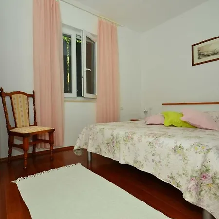 Apartment In With Terrace, Air Conditioning, Wifi, Washing Machine 3634-4