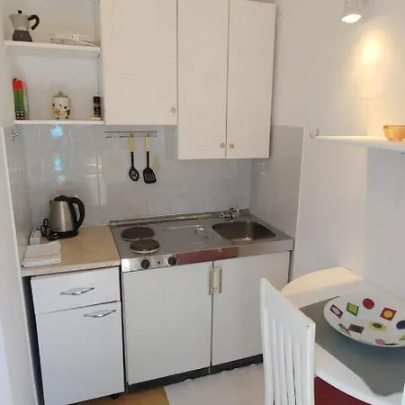 Daire In With Terrace, Air Conditioning, Wifi, Washing Machine 3634-4 Bol