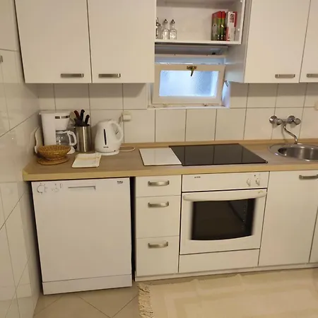 In With Terrace, Air Conditioning, Wifi, Washing Machine 3634-4